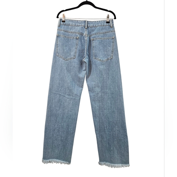 NWT Pretty Littlrle Things Light Blue Wash Raw Hem Straight Leg Jeans Size 2 - Picture 5 of 6